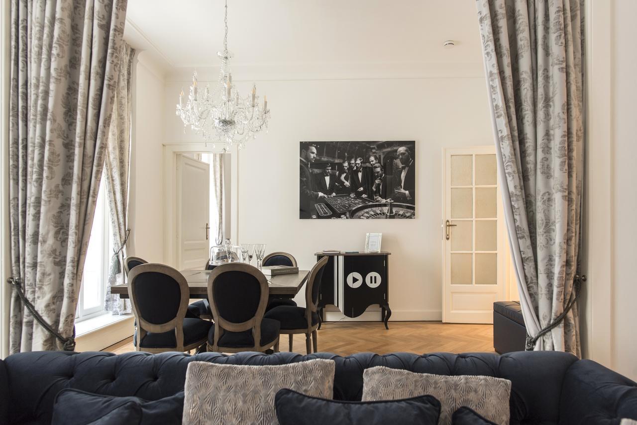 Roaring 20'S Apartment Meir Antwerpen Exteriör bild