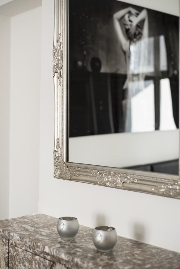 Roaring 20'S Apartment Meir Antwerpen Exteriör bild